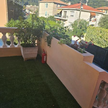Studio 1 A La Trinite Proche De Nice, Monaco Et L'Italie Exterior foto