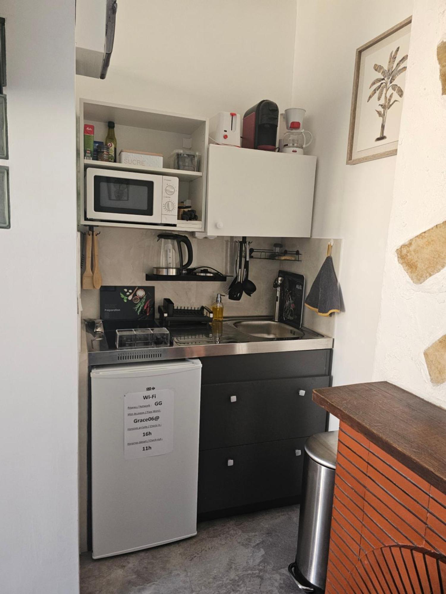 Studio 1 A La Trinite Proche De Nice, Monaco Et L'Italie Exterior foto