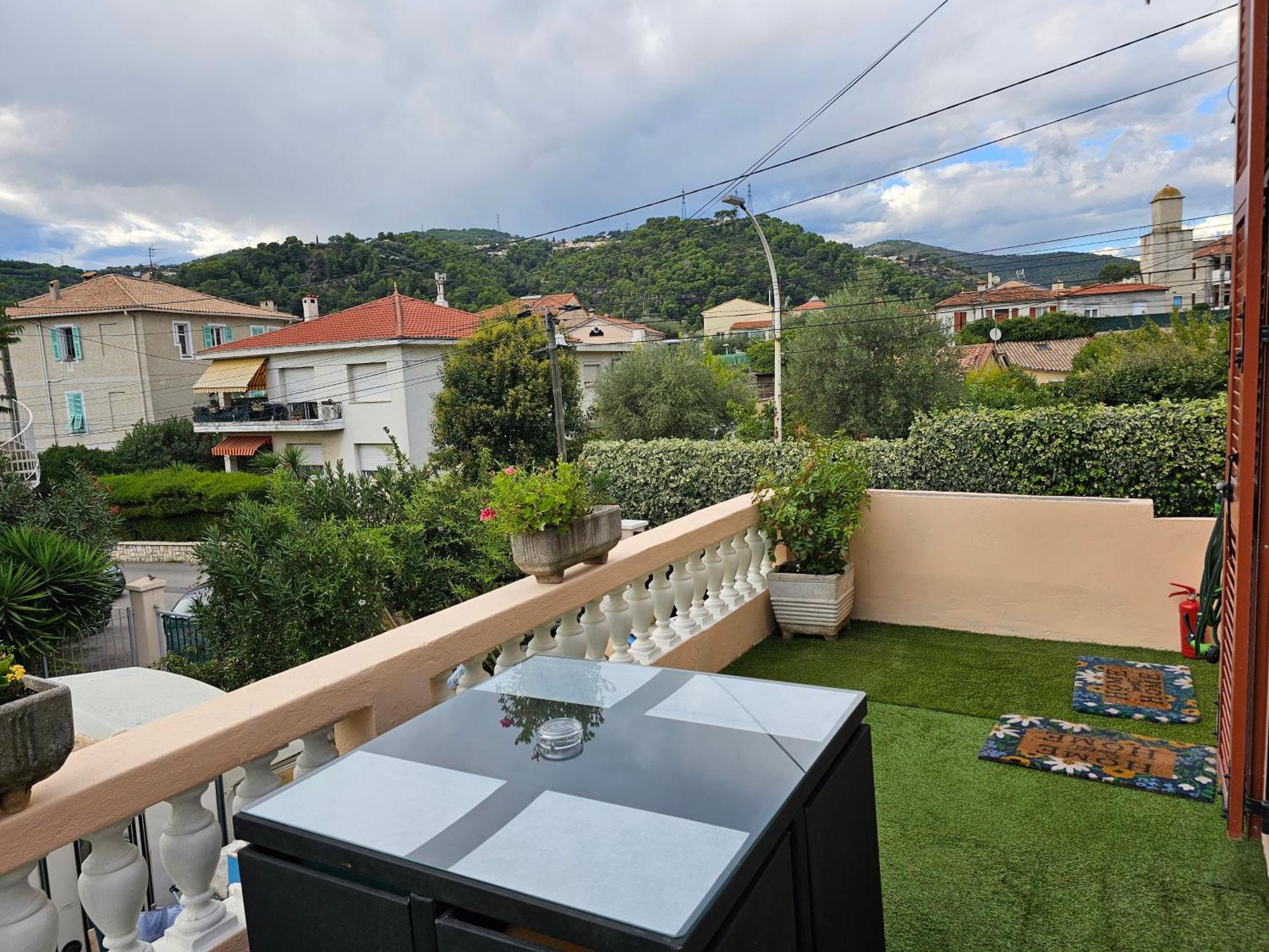 Studio 1 A La Trinite Proche De Nice, Monaco Et L'Italie Exterior foto